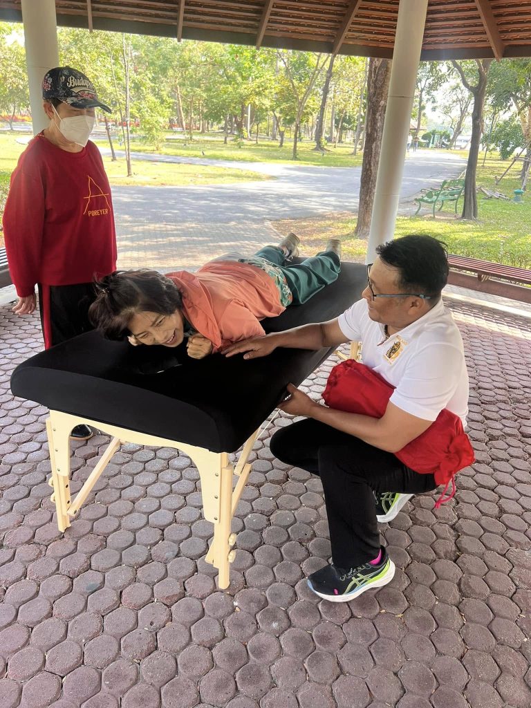 นวดไทยและ Thiapsaen Therapy ในบางจาก กรุงเทพ